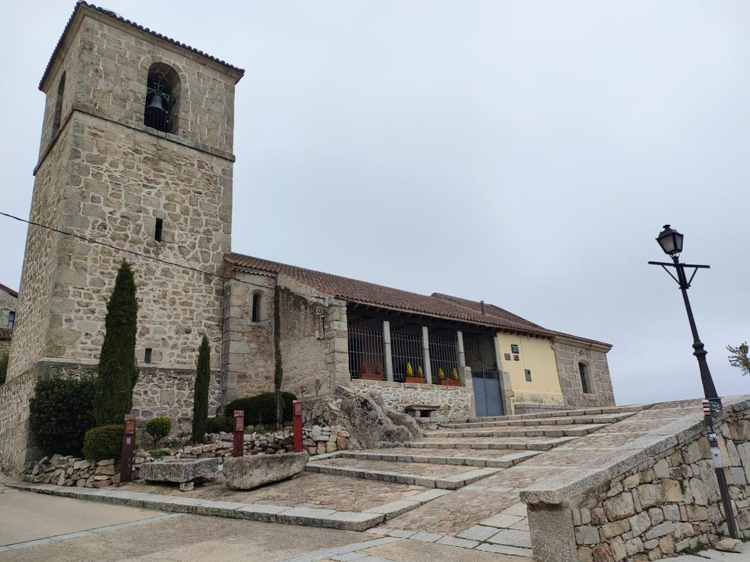 Alojamiento Antigua Casa De Telefonos El Berrueco Luaran gambar